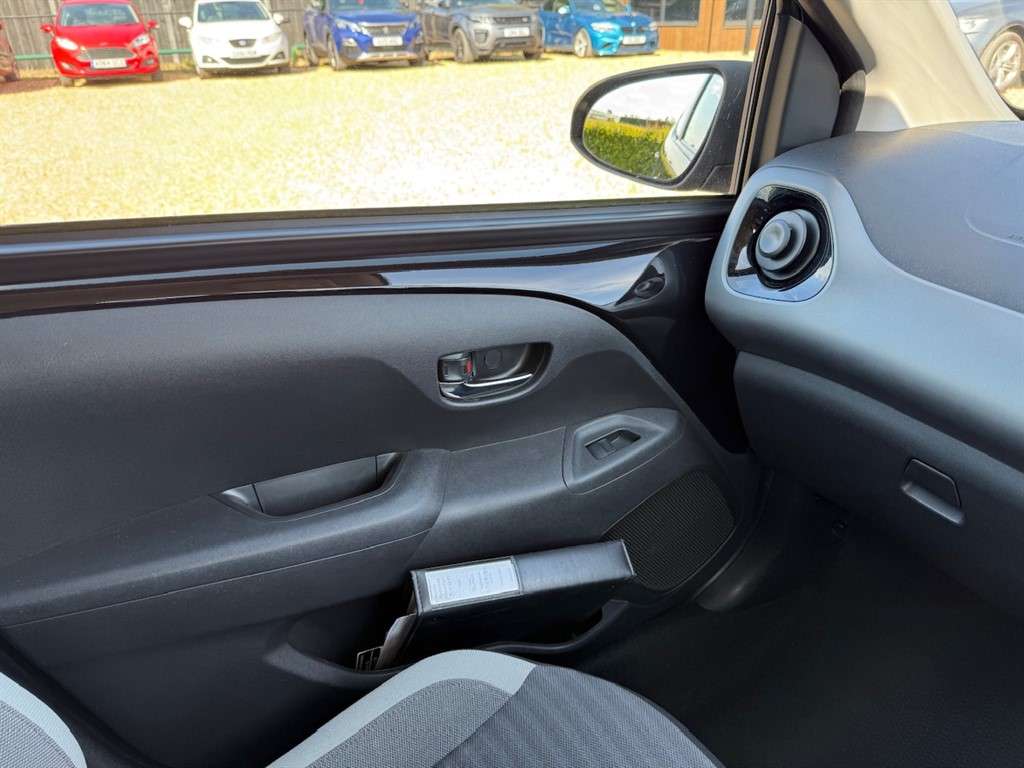 2018 TOYOTA AYGO 2018 TOYOTA AYGO