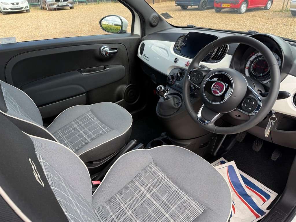 2021 FIAT 500 2021 FIAT 500