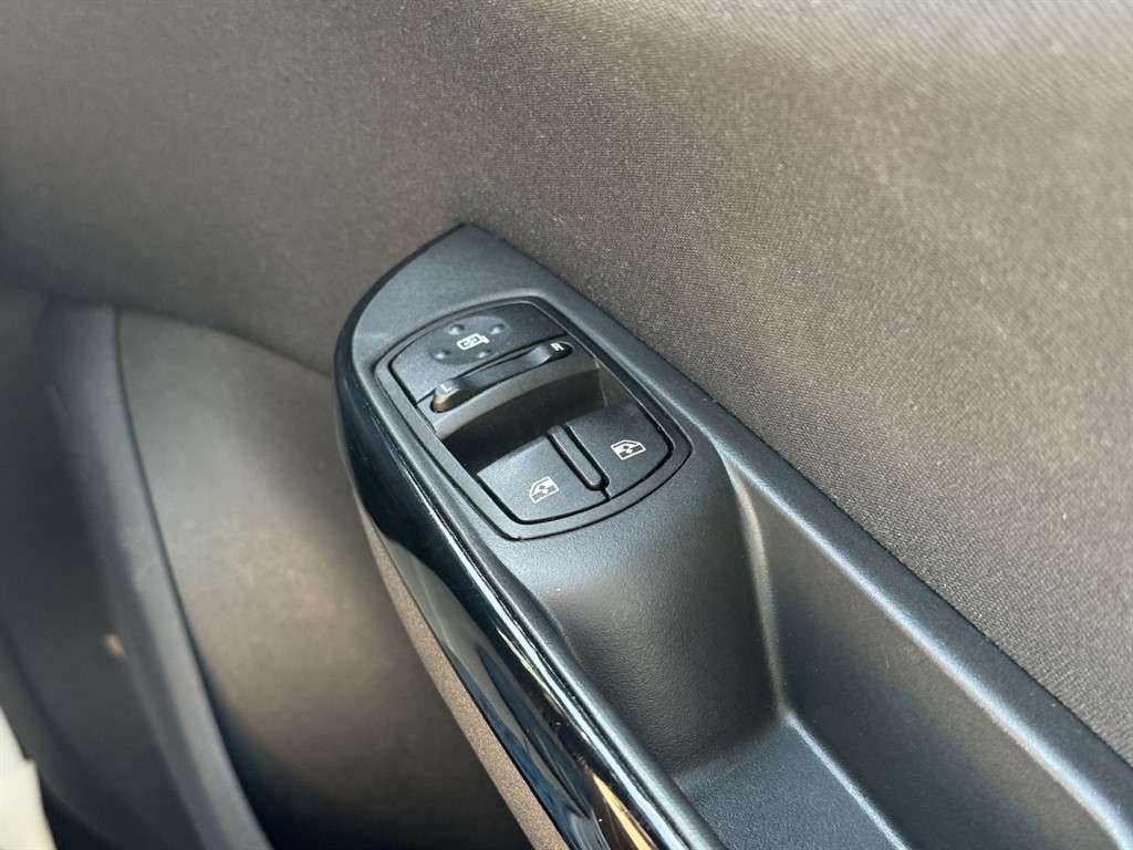 2018 VAUXHALL CORSA 2018 VAUXHALL CORSA