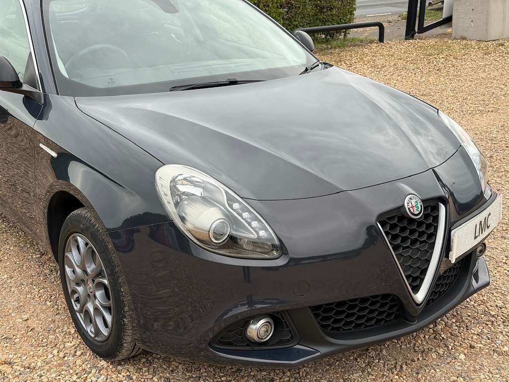 A 2016 ALFA ROMEO GIULIETTA 1.4 TB MultiAir Super Hatchback 5dr Petrol Manual A 2016 ALFA ROMEO GIULIETTA 1.4 TB MultiAir Super Hatchback 5dr Petrol Manual