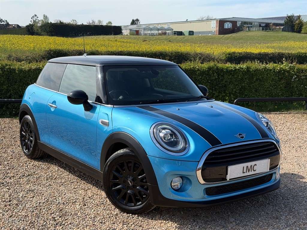 A 2018 MINI HATCH 1.5 Cooper Hatchback 3dr Petrol Manual Euro 6 (s/s A 2018 MINI HATCH 1.5 Cooper Hatchback 3dr Petrol Manual Euro 6 (s/s