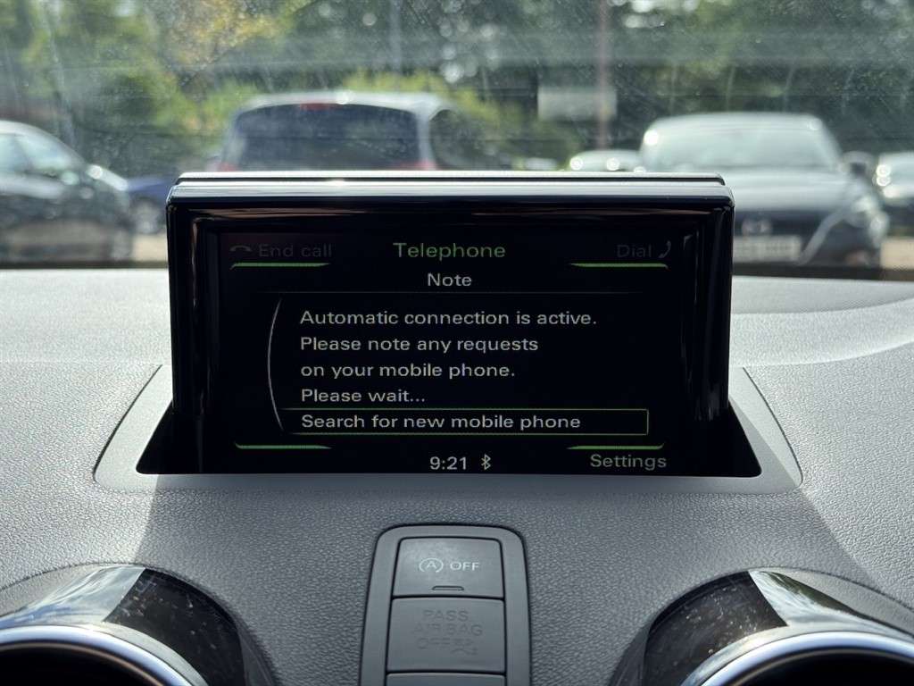 2017 AUDI A1 2017 AUDI A1
