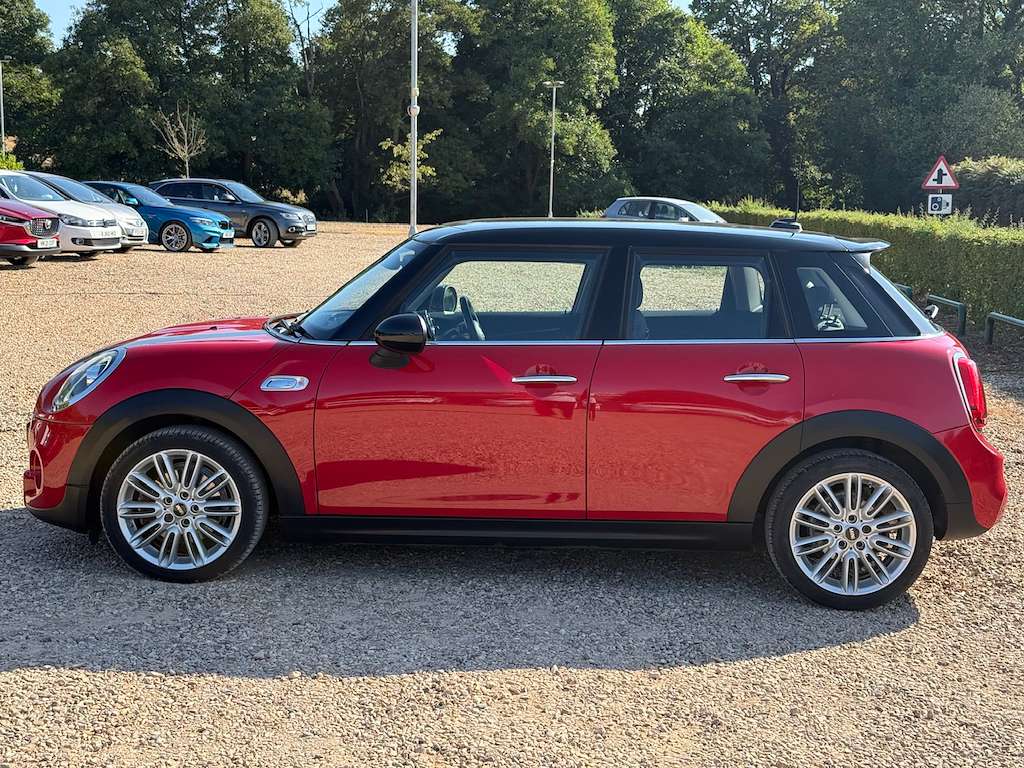 2018 MINI HATCH 2018 MINI HATCH