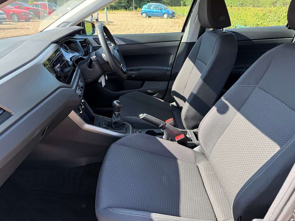 2019 VOLKSWAGEN POLO 2019 VOLKSWAGEN POLO
