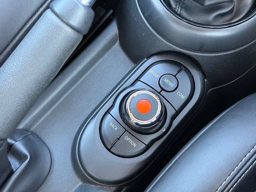 2018 MINI HATCH 2018 MINI HATCH