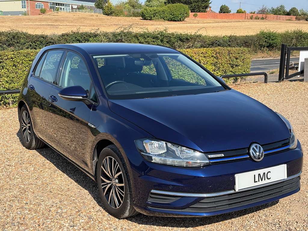 A 2018 VOLKSWAGEN GOLF 1.5 TSI EVO SE Nav Hatchback 5dr Petrol Manual Eur A 2018 VOLKSWAGEN GOLF 1.5 TSI EVO SE Nav Hatchback 5dr Petrol Manual Eur