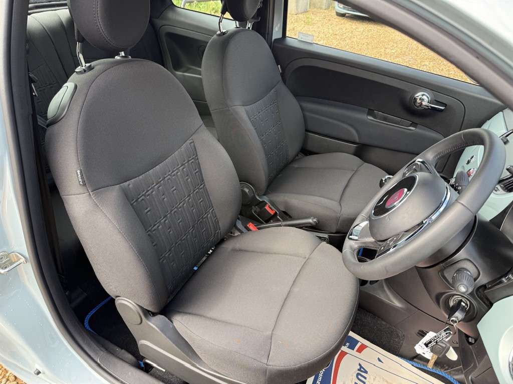 2024 FIAT 500 2024 FIAT 500