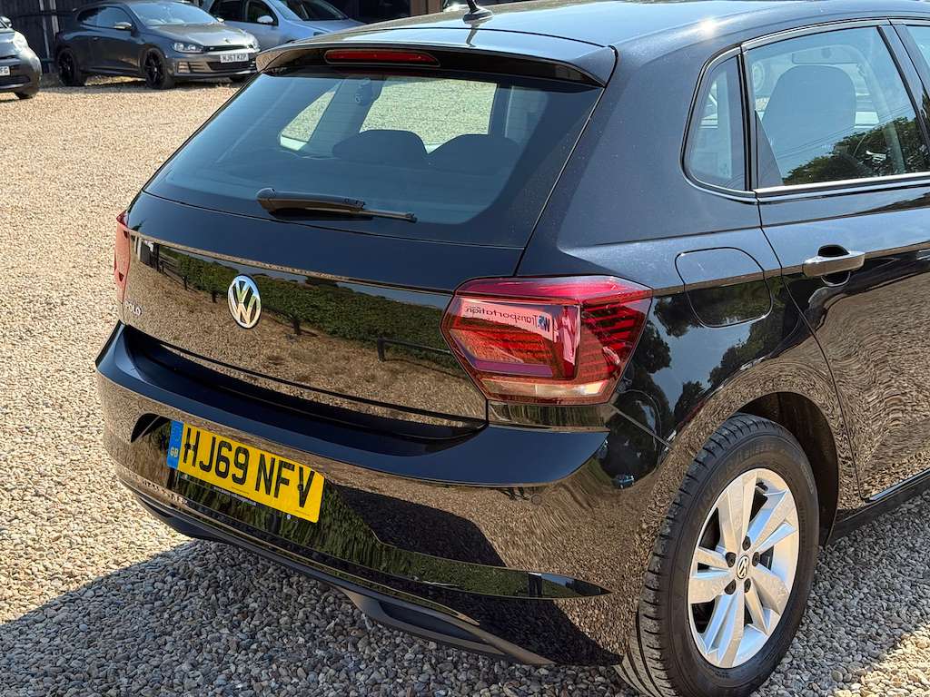 2019 VOLKSWAGEN POLO 2019 VOLKSWAGEN POLO
