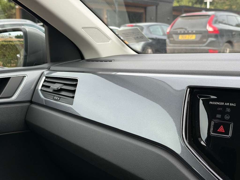 2019 VOLKSWAGEN POLO 2019 VOLKSWAGEN POLO