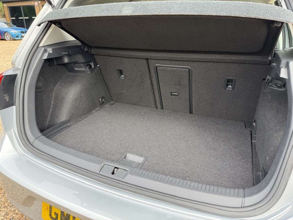 2019 VOLKSWAGEN GOLF 2019 VOLKSWAGEN GOLF