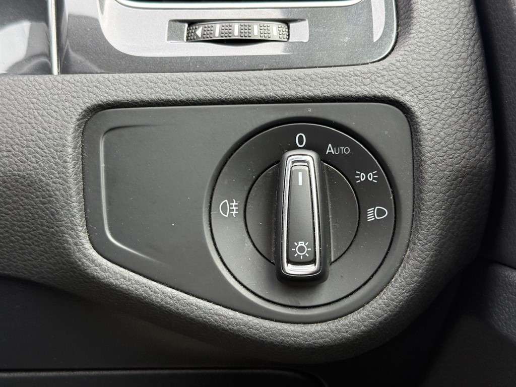 2019 VOLKSWAGEN GOLF 2019 VOLKSWAGEN GOLF