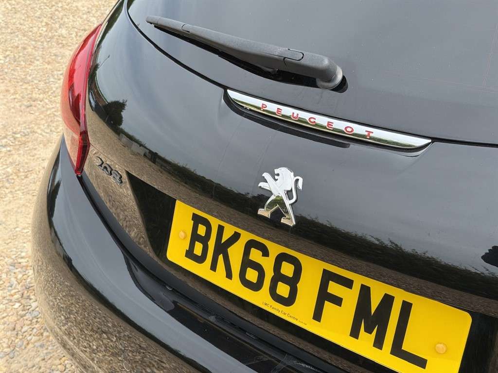2018 PEUGEOT 208 2018 PEUGEOT 208