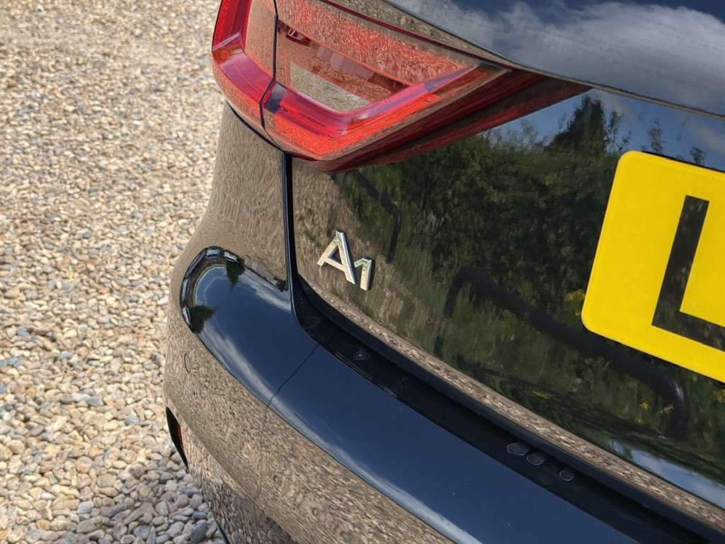 2022 AUDI A1 2022 AUDI A1