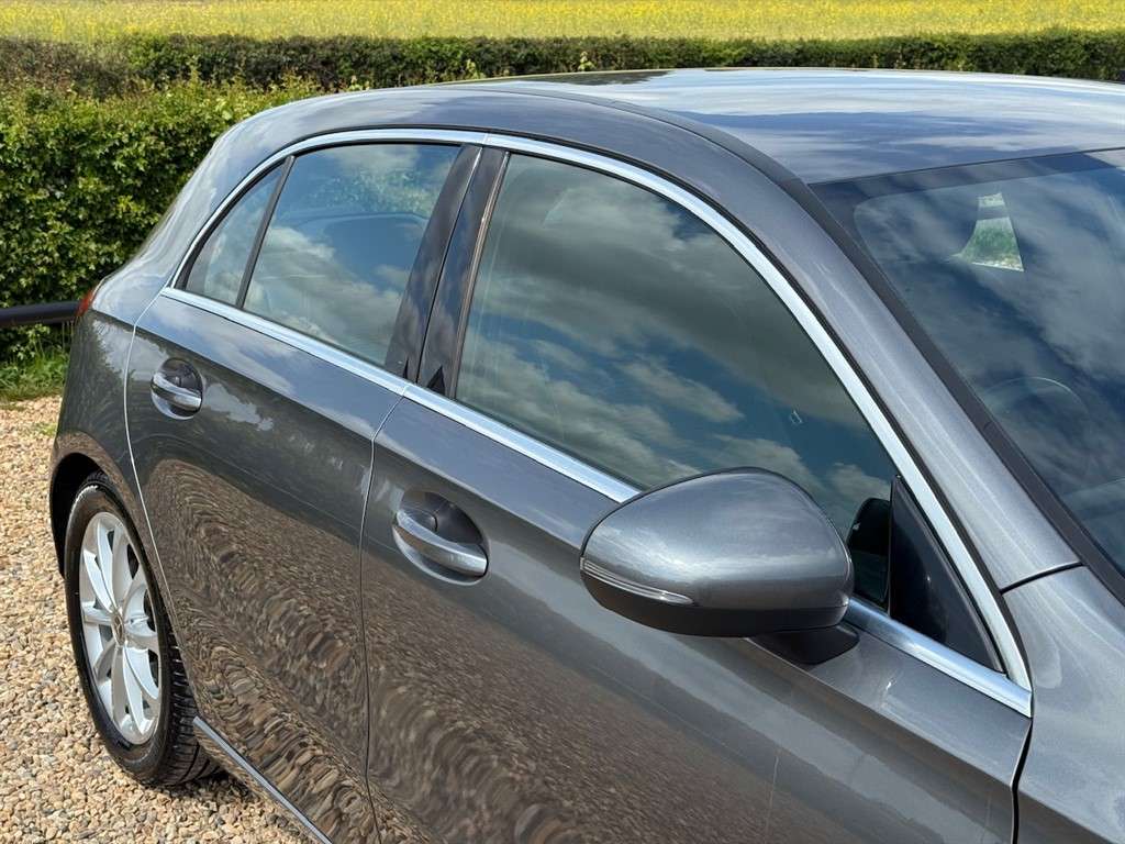2018 MERCEDES A200 2018 MERCEDES A200