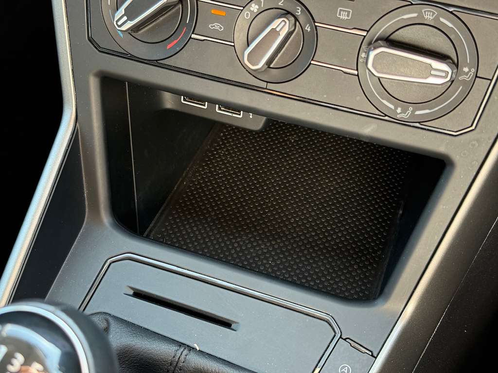 2019 VOLKSWAGEN POLO 2019 VOLKSWAGEN POLO