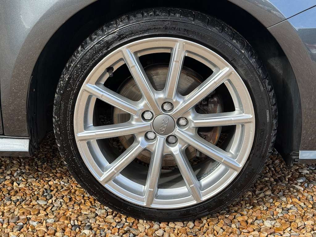 2016 AUDI A1 2016 AUDI A1