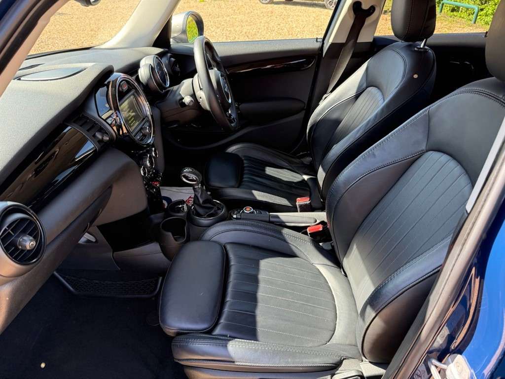 2018 MINI HATCH 2018 MINI HATCH