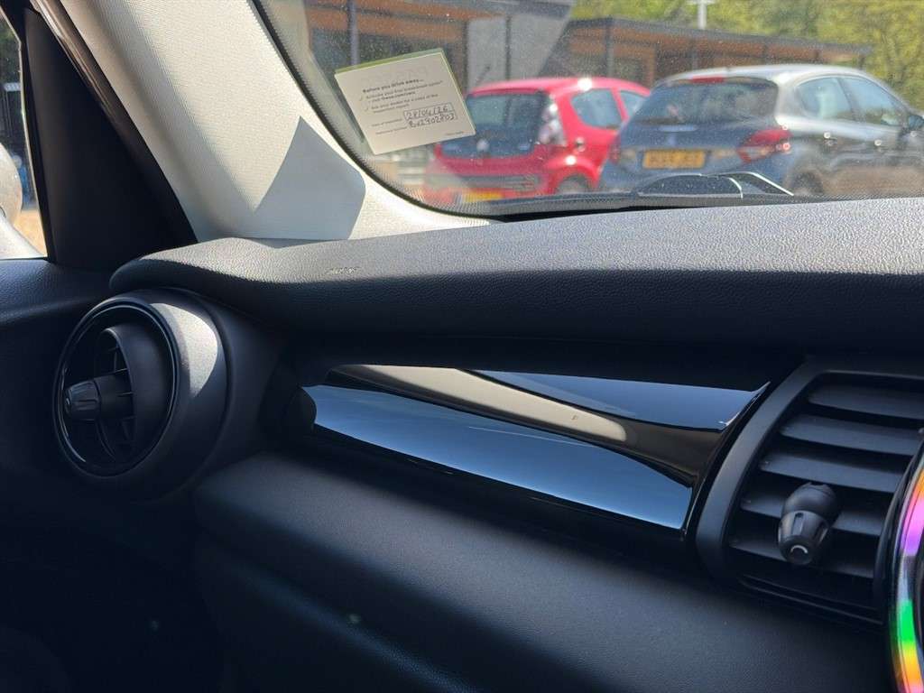 2018 MINI HATCH 2018 MINI HATCH