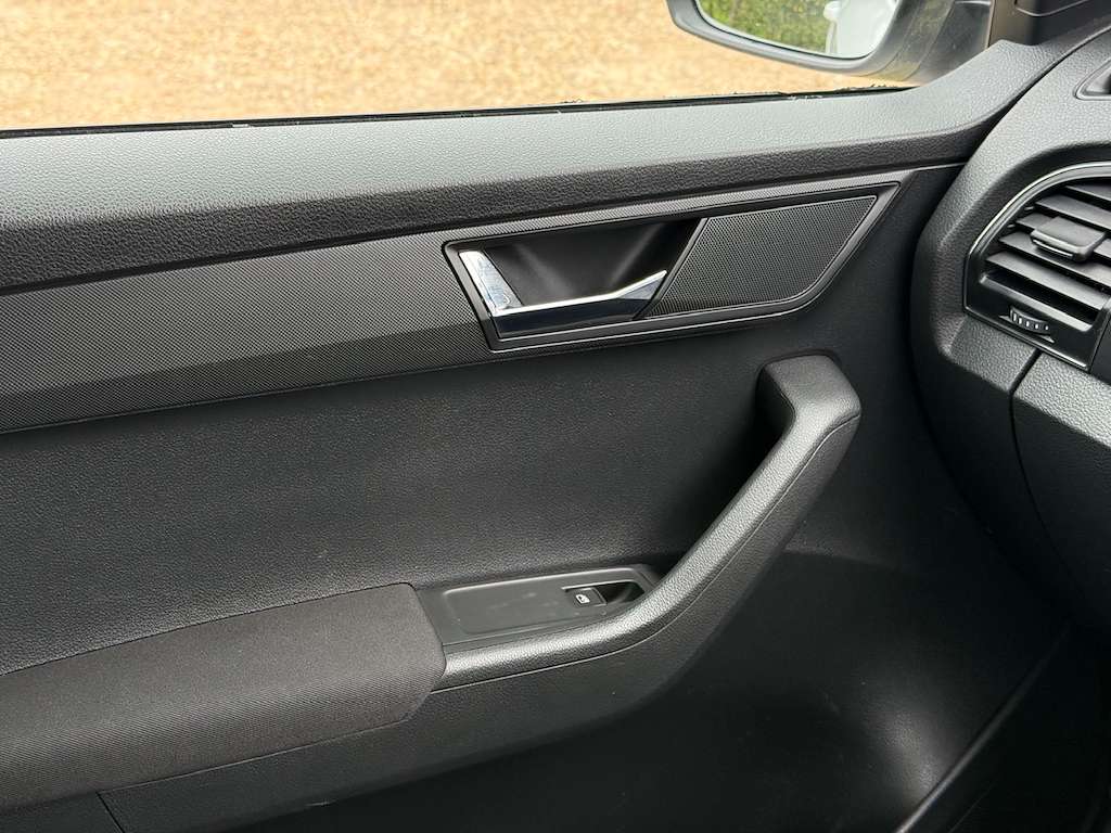 2015 SKODA FABIA 2015 SKODA FABIA