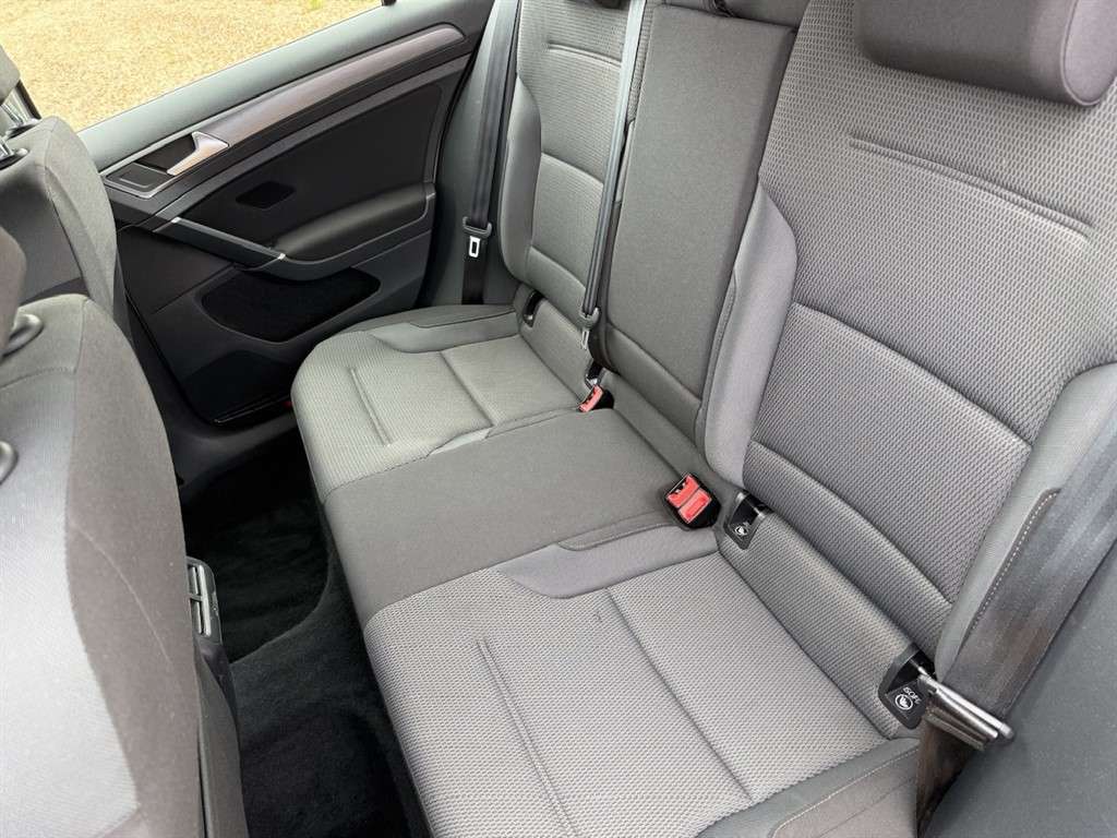 2019 VOLKSWAGEN GOLF 2019 VOLKSWAGEN GOLF