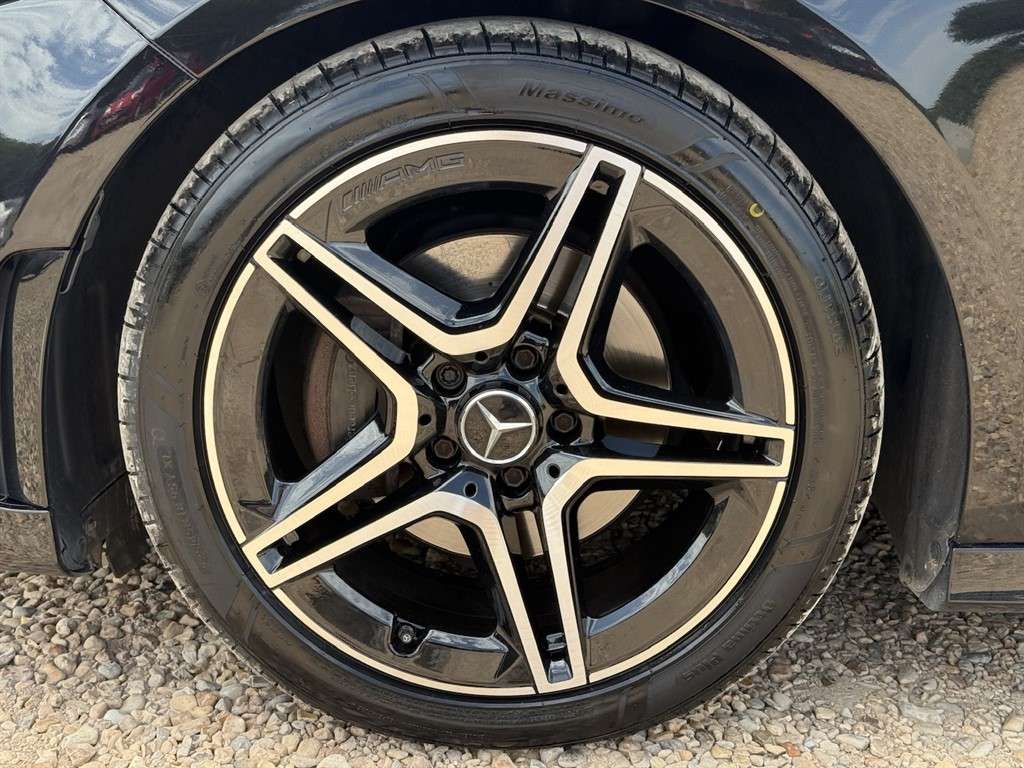 2022 MERCEDES A180 2022 MERCEDES A180