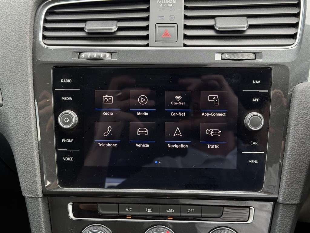 2019 VOLKSWAGEN GOLF 2019 VOLKSWAGEN GOLF
