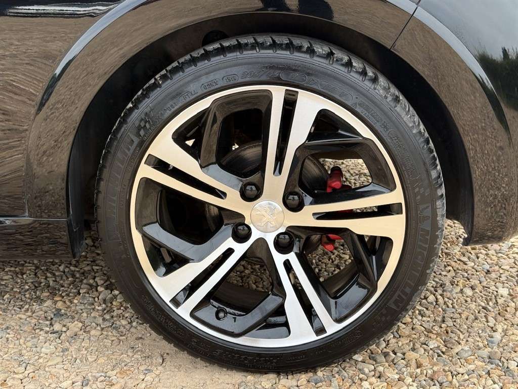 2018 PEUGEOT 208 2018 PEUGEOT 208