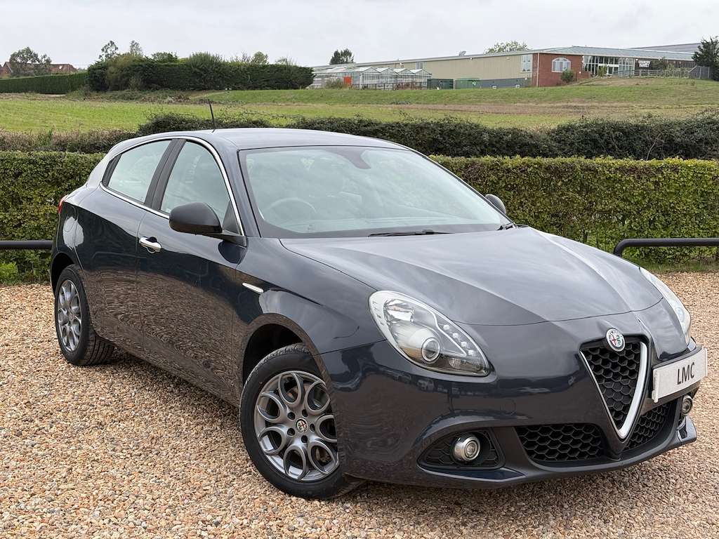 A 2016 ALFA ROMEO GIULIETTA 1.4 TB MultiAir Super Hatchback 5dr Petrol Manual A 2016 ALFA ROMEO GIULIETTA 1.4 TB MultiAir Super Hatchback 5dr Petrol Manual