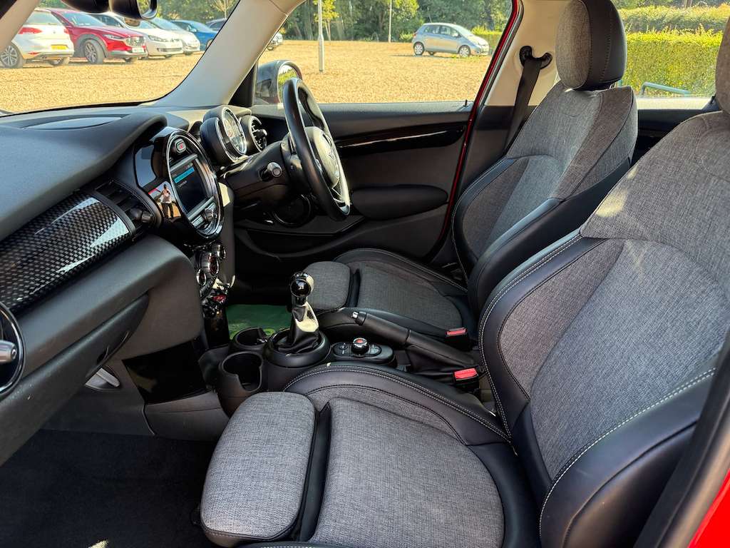 2018 MINI HATCH 2018 MINI HATCH