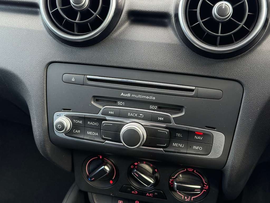 2016 AUDI A1 2016 AUDI A1