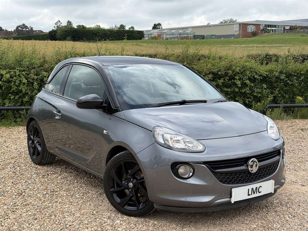 A 2019 VAUXHALL ADAM 1.2i Griffin Hatchback 3dr Petrol Manual Euro 6 (7 A 2019 VAUXHALL ADAM 1.2i Griffin Hatchback 3dr Petrol Manual Euro 6 (7