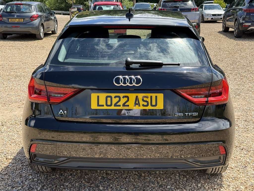 2022 AUDI A1 2022 AUDI A1