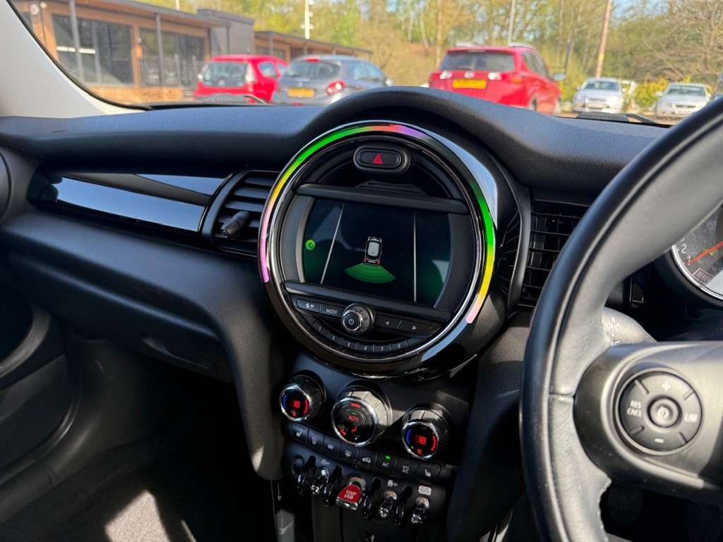 2018 MINI HATCH 2018 MINI HATCH