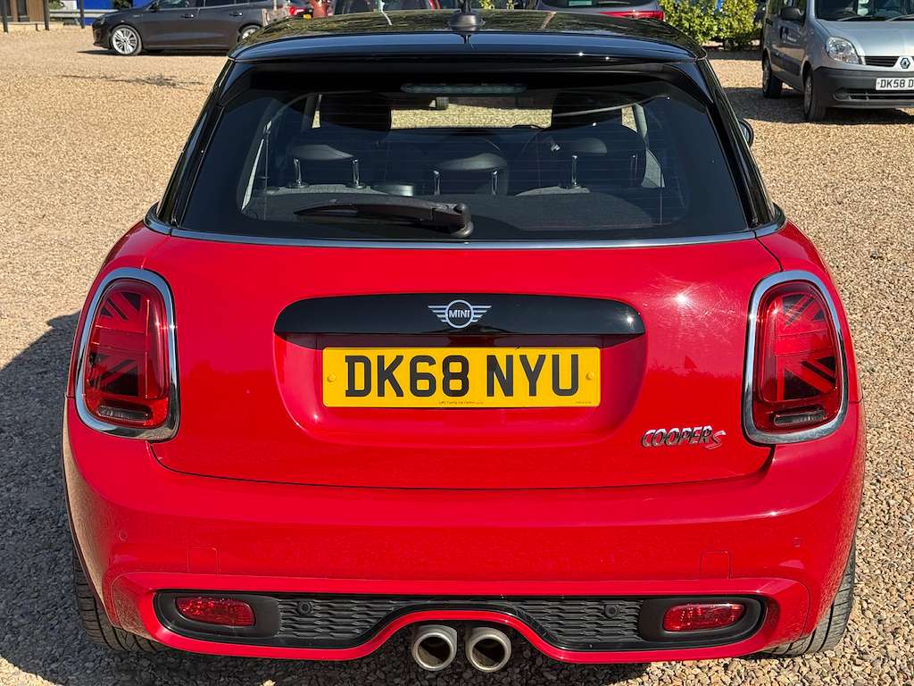 2018 MINI HATCH 2018 MINI HATCH