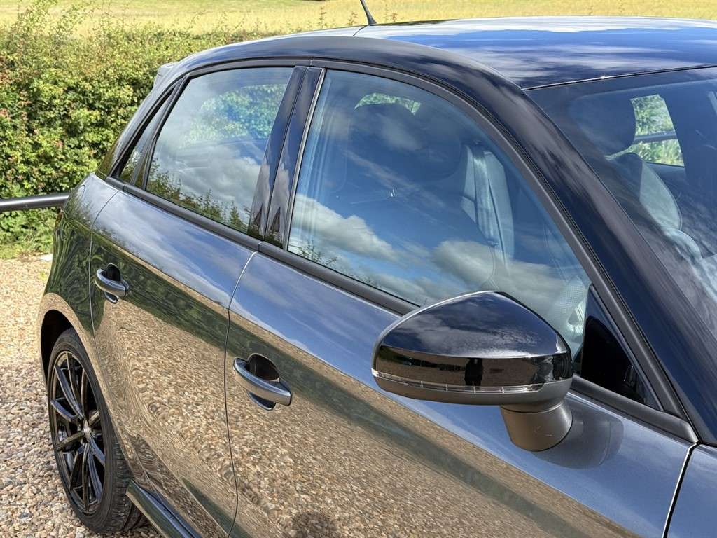 2017 AUDI A1 2017 AUDI A1