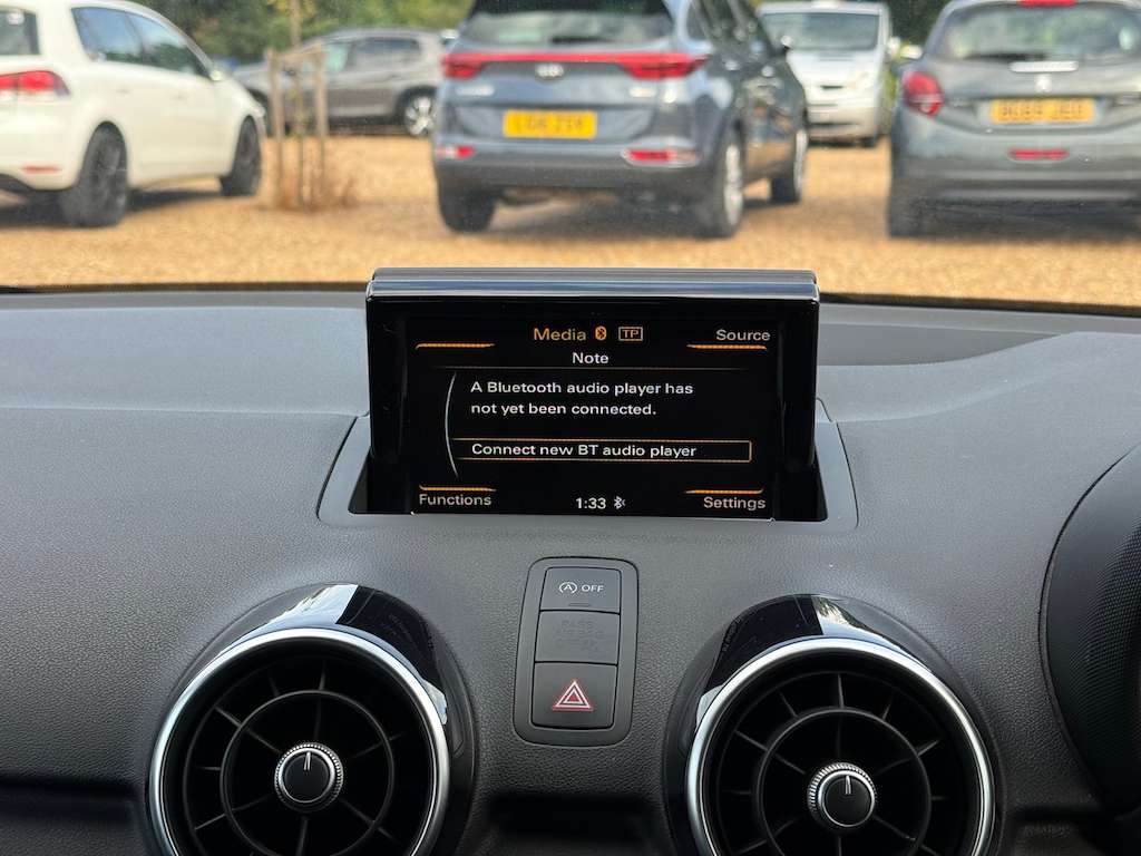 2016 AUDI A1 2016 AUDI A1