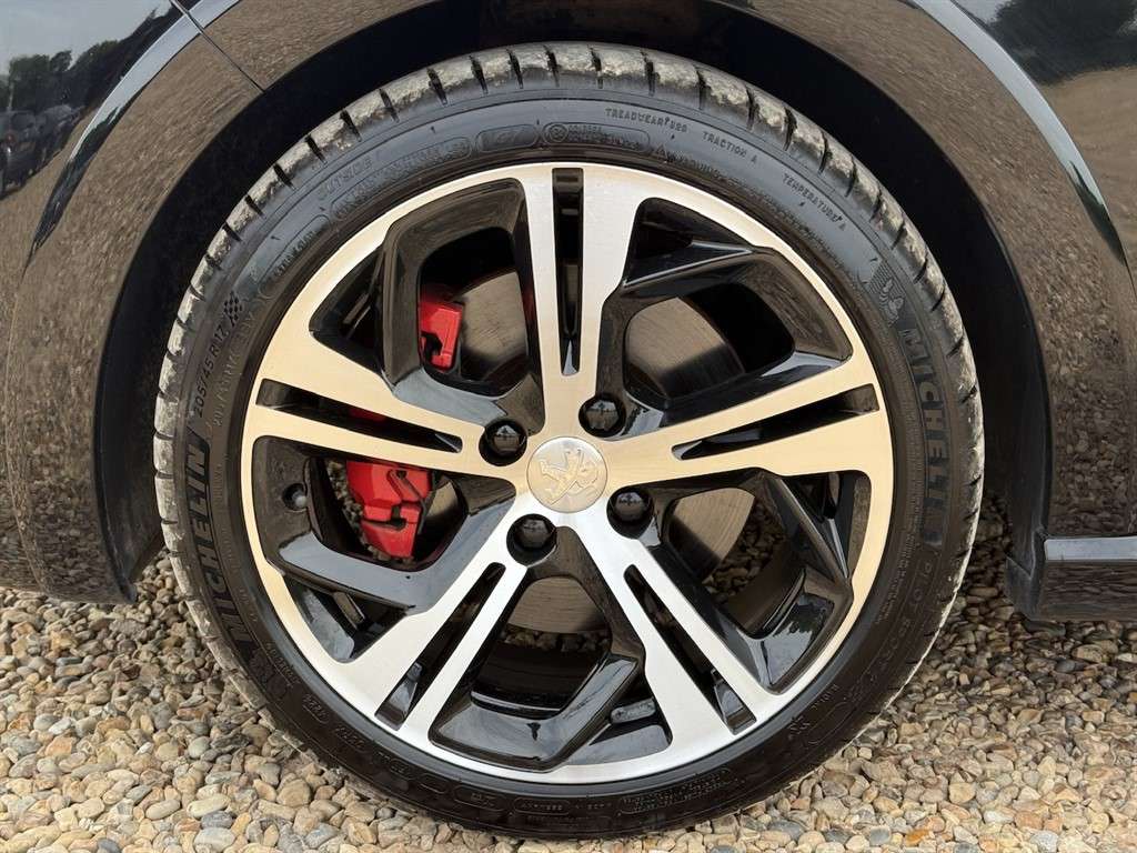 2018 PEUGEOT 208 2018 PEUGEOT 208