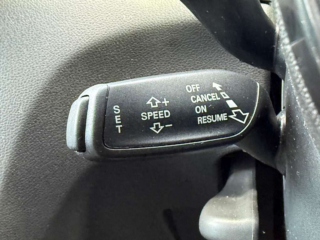 2016 AUDI A1 2016 AUDI A1