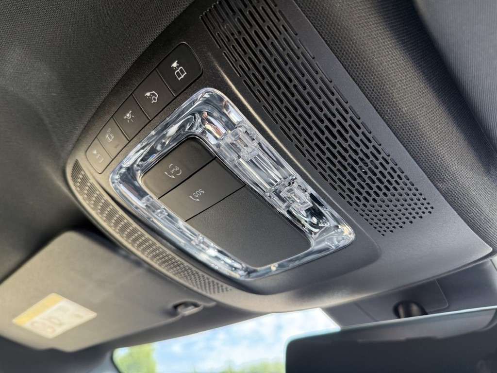 2022 MERCEDES A180 2022 MERCEDES A180
