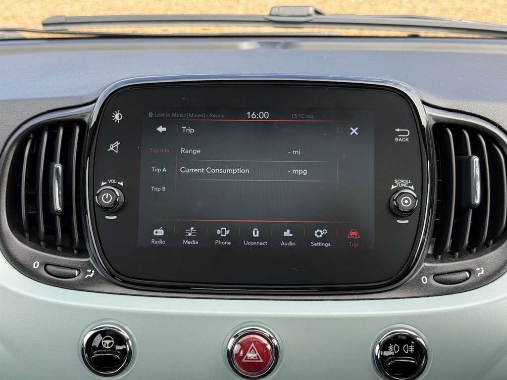 2024 FIAT 500 2024 FIAT 500