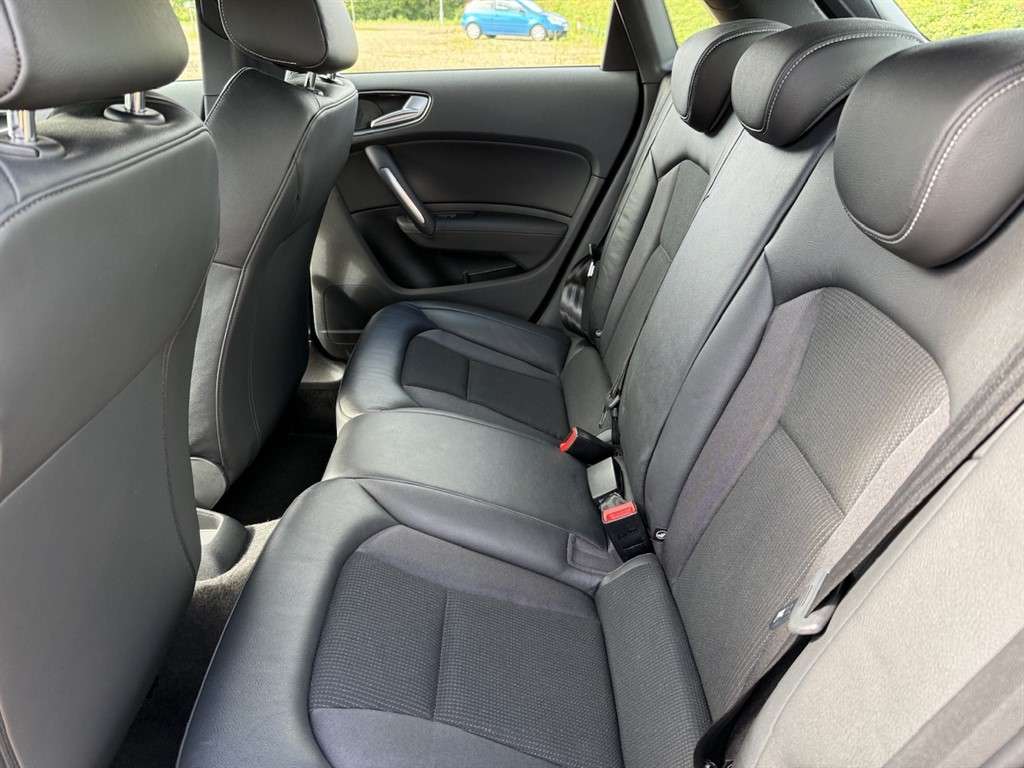 2017 AUDI A1 2017 AUDI A1