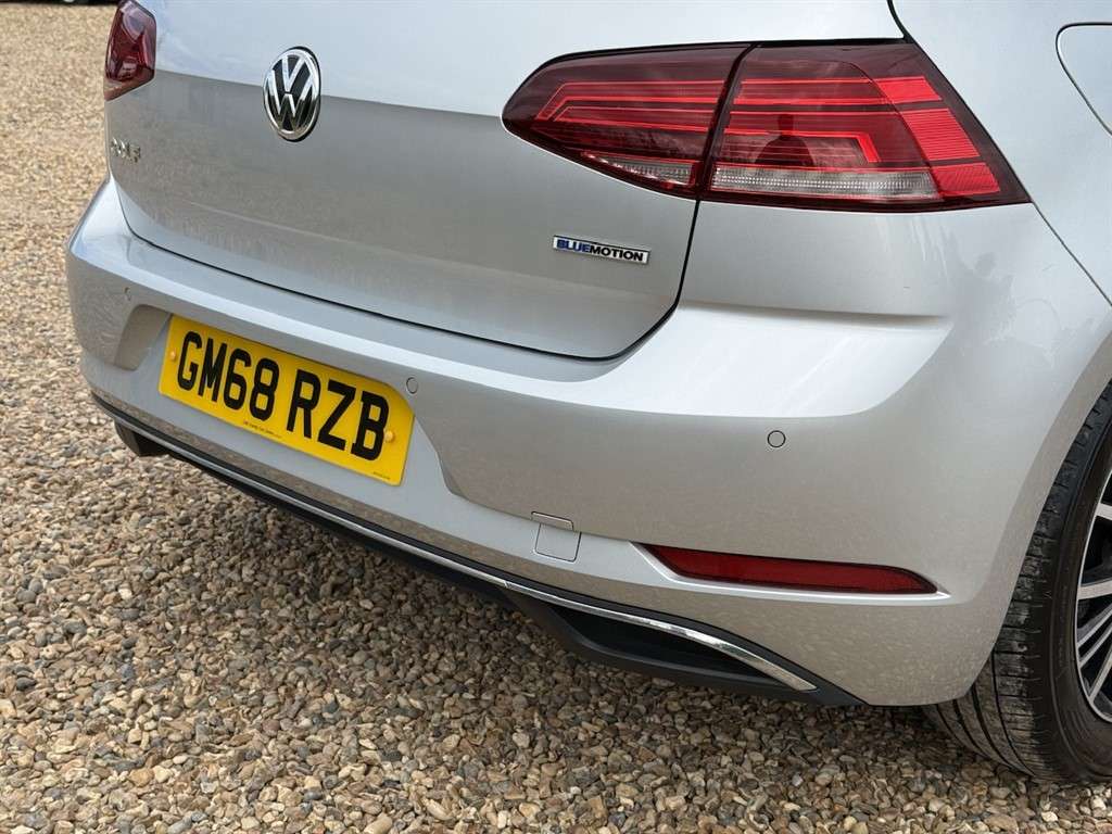 2019 VOLKSWAGEN GOLF 2019 VOLKSWAGEN GOLF
