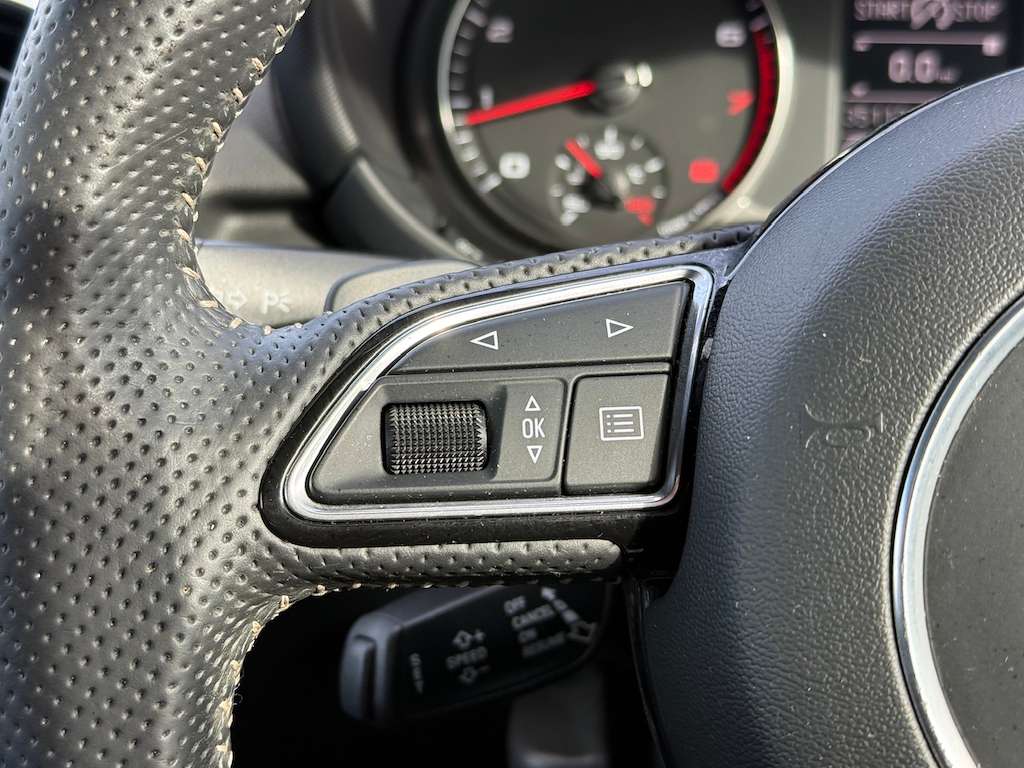 2016 AUDI A1 2016 AUDI A1