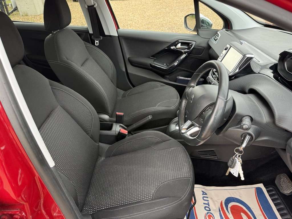 2016 PEUGEOT 208 2016 PEUGEOT 208