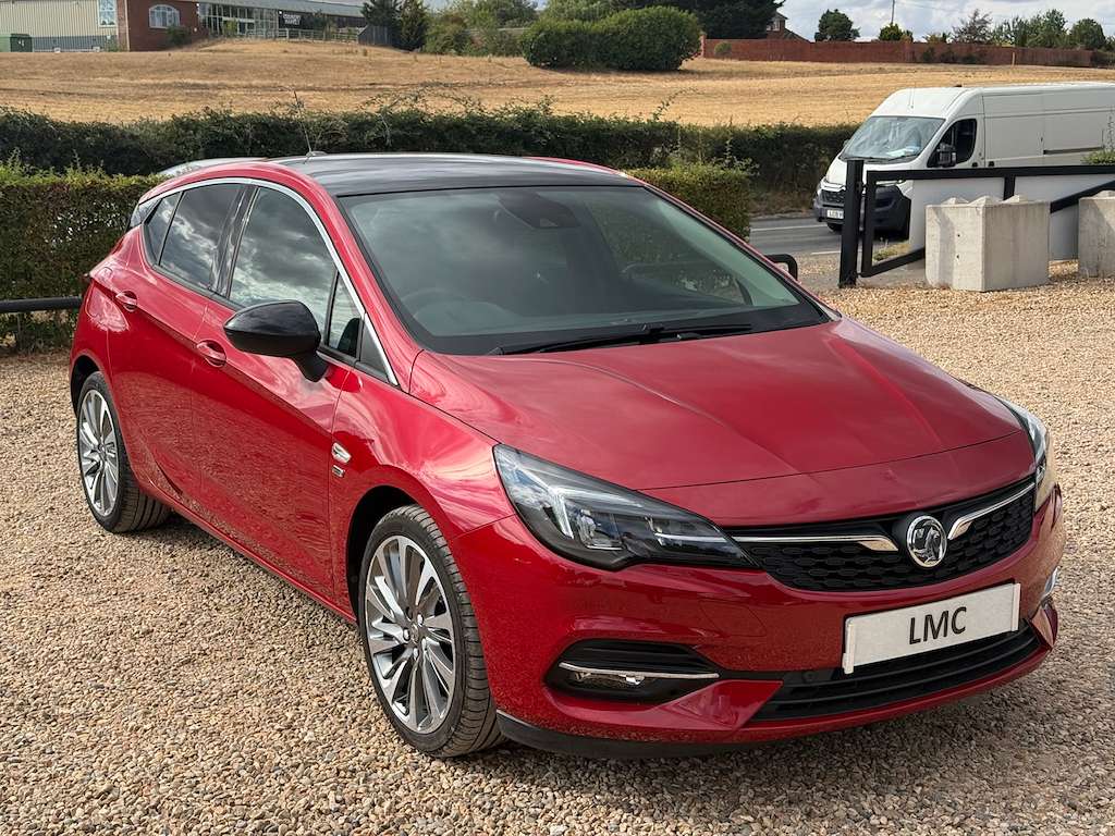 A 2021 VAUXHALL ASTRA 1.2 Turbo Griffin Edition Hatchback 5dr Petrol Man A 2021 VAUXHALL ASTRA 1.2 Turbo Griffin Edition Hatchback 5dr Petrol Man
