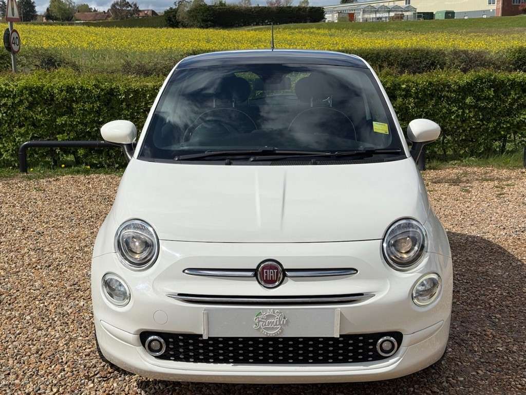 A 2021 FIAT 500 1.0 MHEV Lounge Hatchback 3dr Petrol Manual Euro 6 A 2021 FIAT 500 1.0 MHEV Lounge Hatchback 3dr Petrol Manual Euro 6