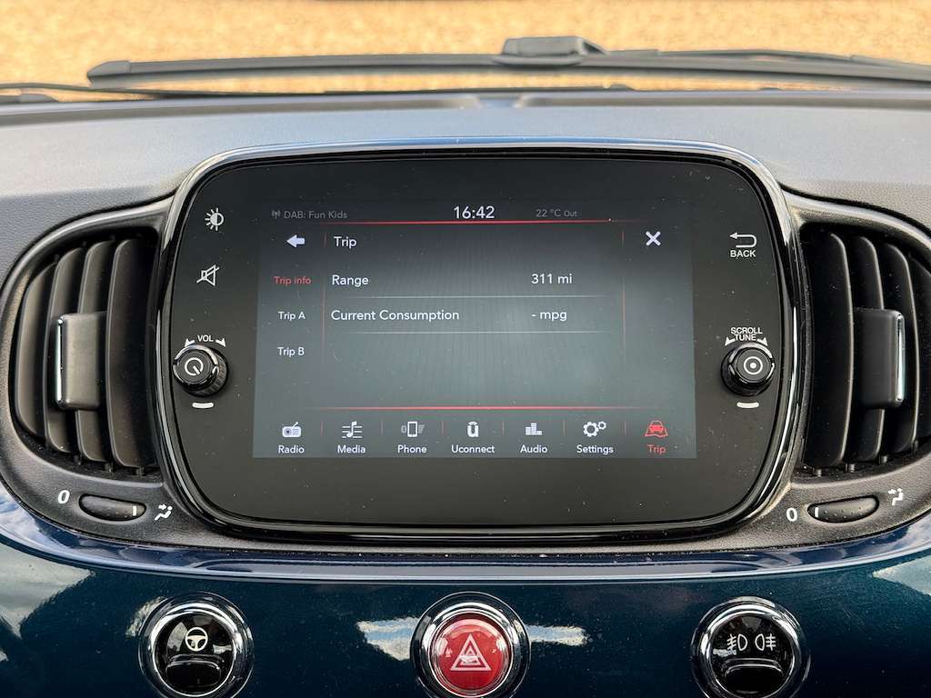 2024 FIAT 500 2024 FIAT 500