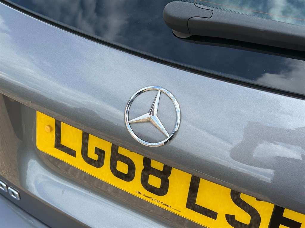 2018 MERCEDES A200 2018 MERCEDES A200