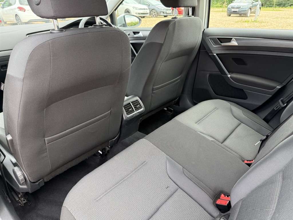 2019 VOLKSWAGEN GOLF 2019 VOLKSWAGEN GOLF