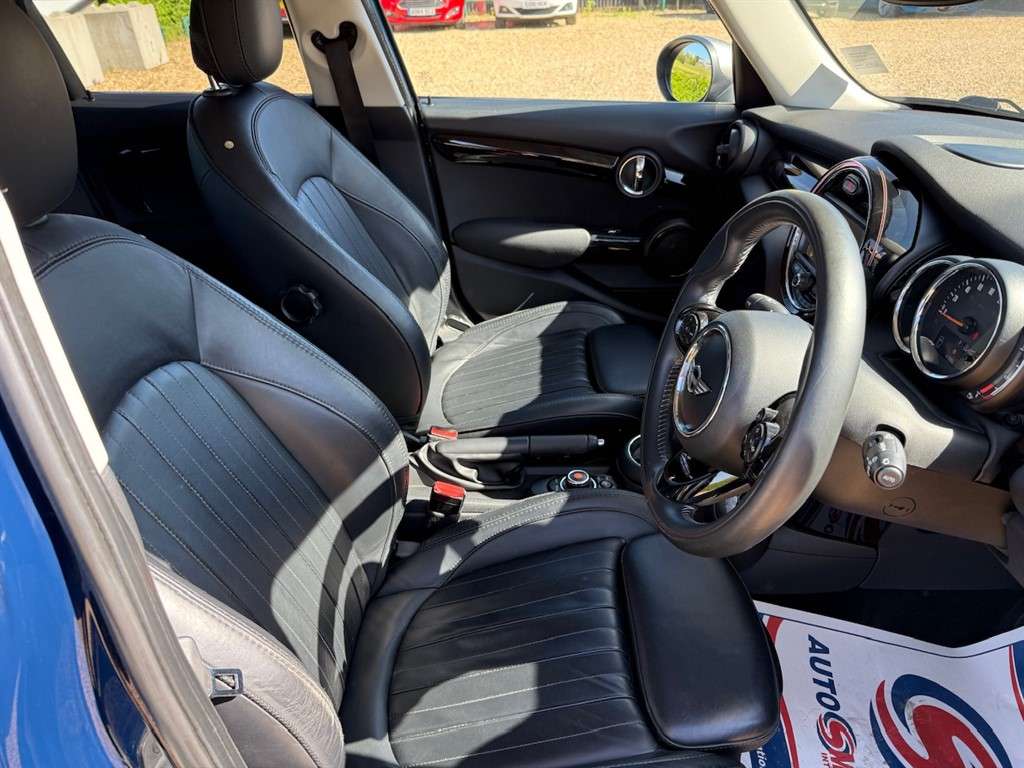 2018 MINI HATCH 2018 MINI HATCH